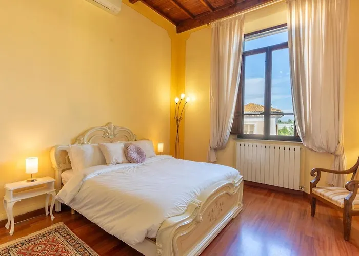2 Min A Piedi Dalle Mura - Charmful Historic Gem Λούκα